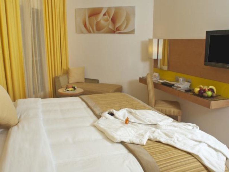 Al Khoory Executive Hotel Al Wasl 131914