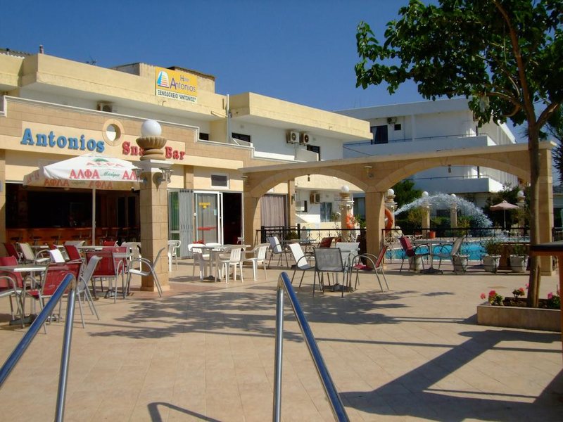 Antonios Hotel 245696