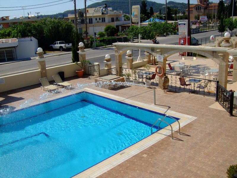 Antonios Hotel 245703