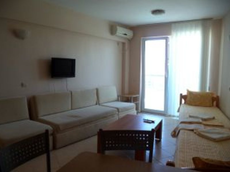 Apartments Oasis Primorsko 312423