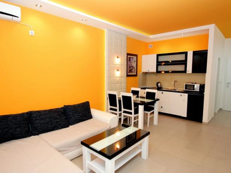 Apartments  Butua Residence 70989