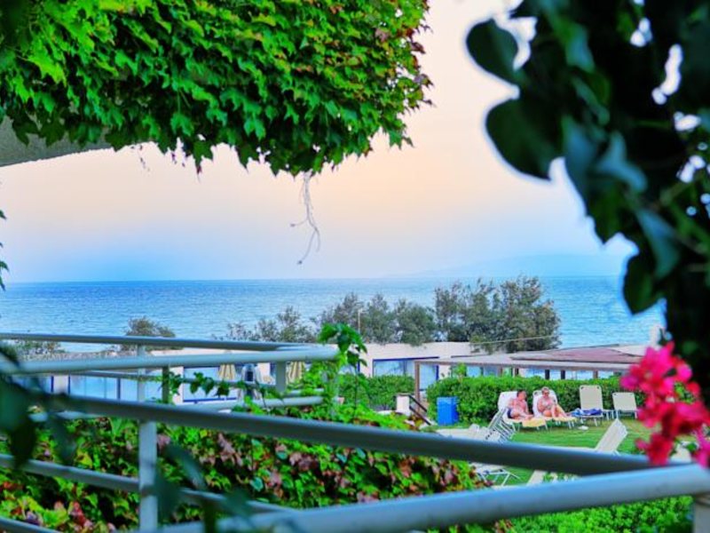 Apollonia Beach Resort & Spa 99007