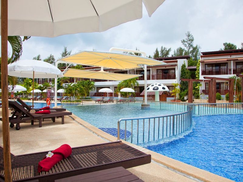 Arinara Bangtao Beach Resort (ex 215621