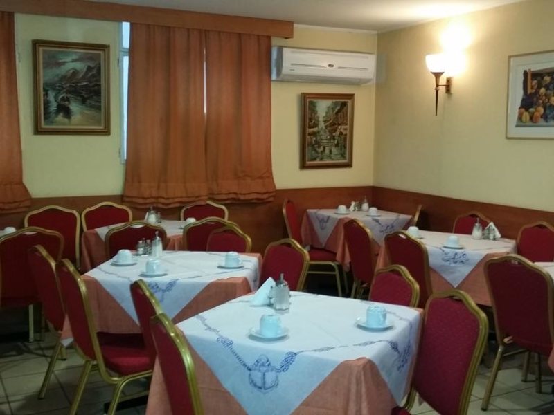 Aristoteles Hotel 283134