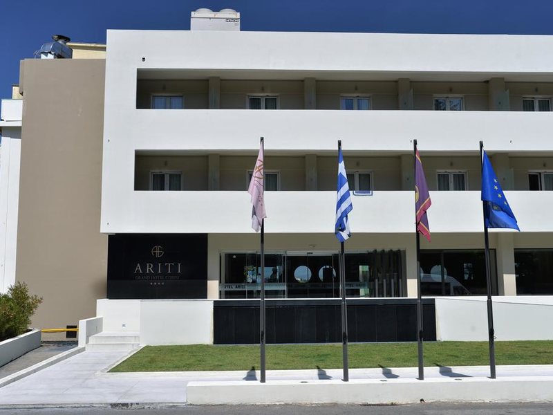 Ariti Grand Hotel  283149