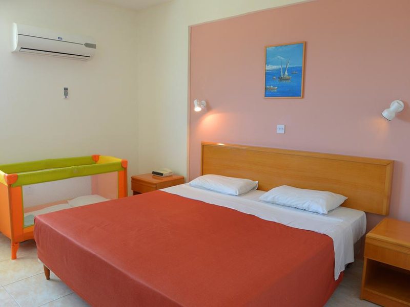 Artemis Hotel Apartments 290801