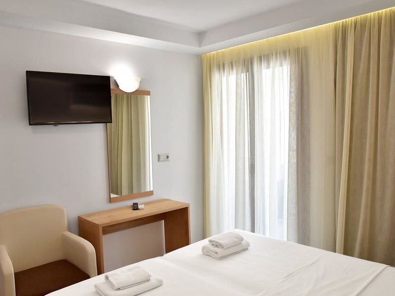 Artemis Hotel Apartments 308853