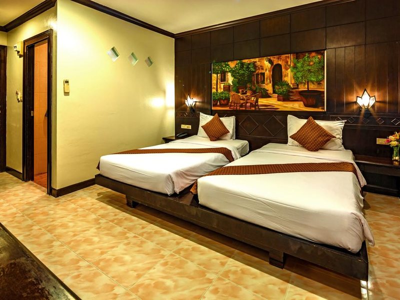 Azhotel Patong 223616