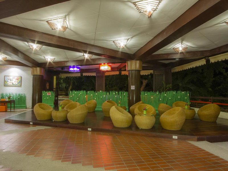 Beach Garden Hotel Cha-Am 215747