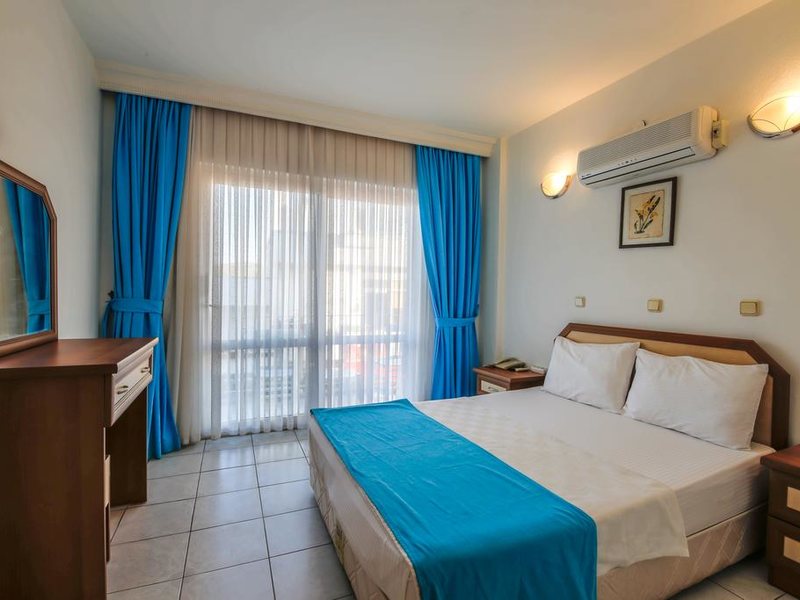 Bora Hotel 303374