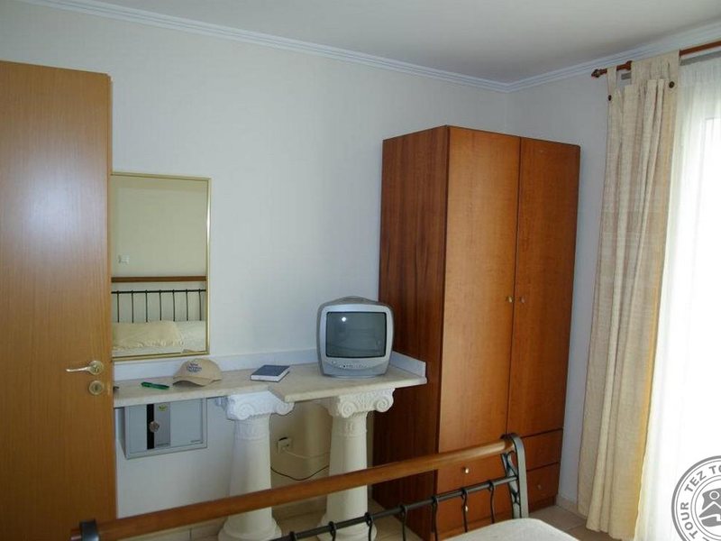 Calypso Hotel Siviri 283356