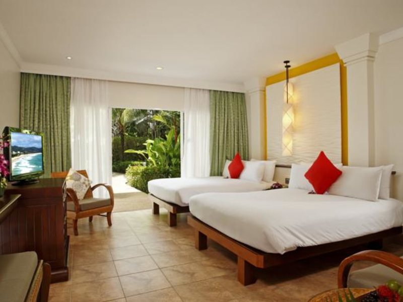 Centara Karon Beach Resort Phuket 150502