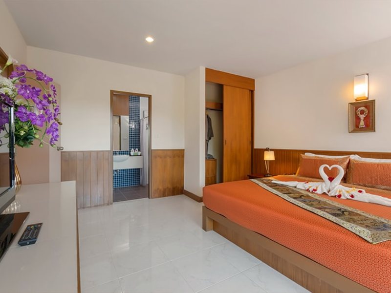 Chaiyapruek Suites Serviced Residence 198712