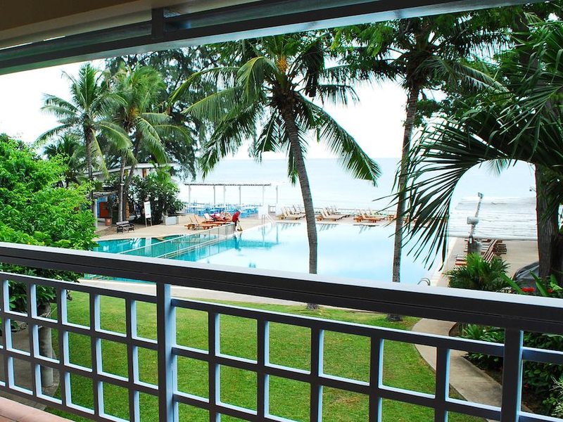 Chomview Hotel Hua Hin 222087