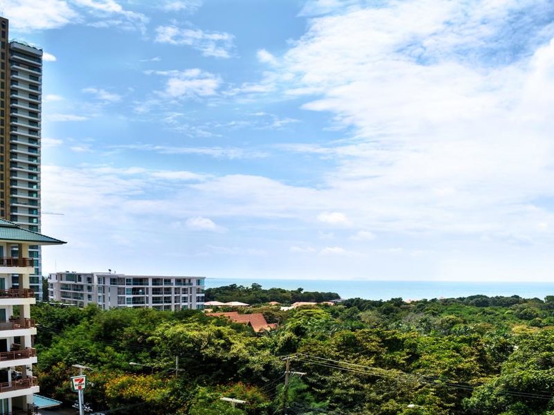 Cosy Beach View Condominium 222178