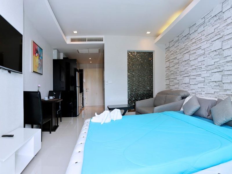 Cosy Beach View Condominium 222184