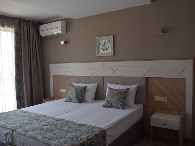 Cristiani Hotel Sozopol 310208