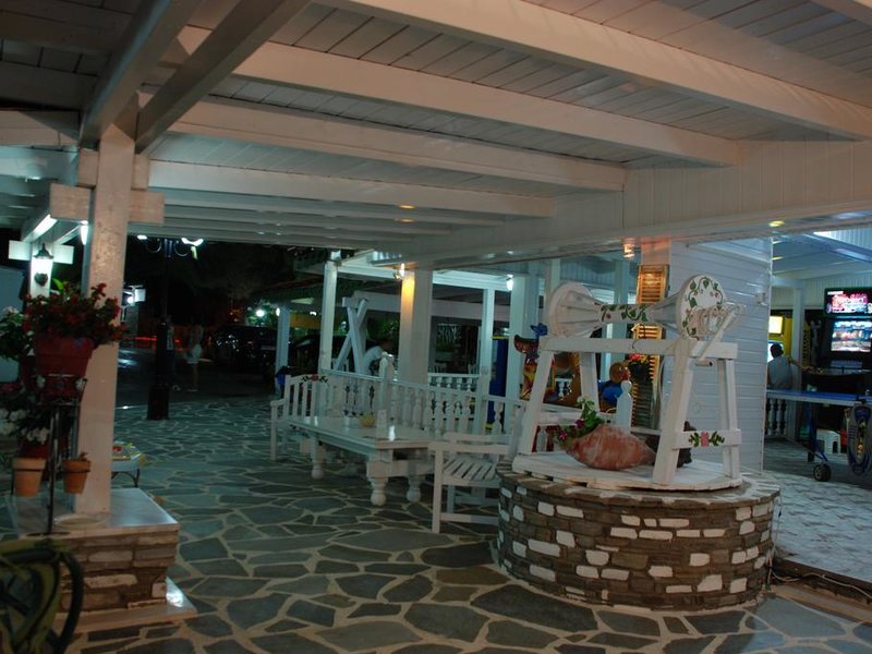 Diaporos Hotel 258379