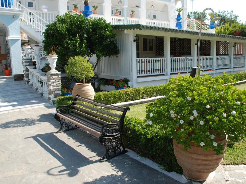 Diaporos Hotel 258382