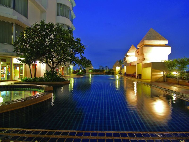 Duangtawan Hotel Chiang Mai (ex 215926