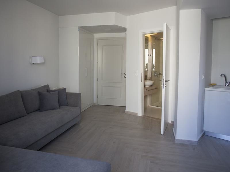 Eleonora Hotel Apartment 255201