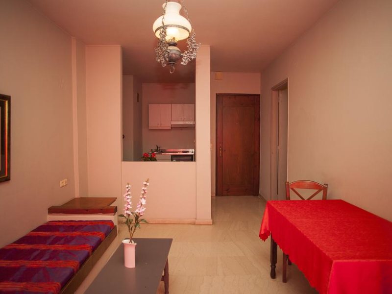 Eleonora Hotel Apartment 255217