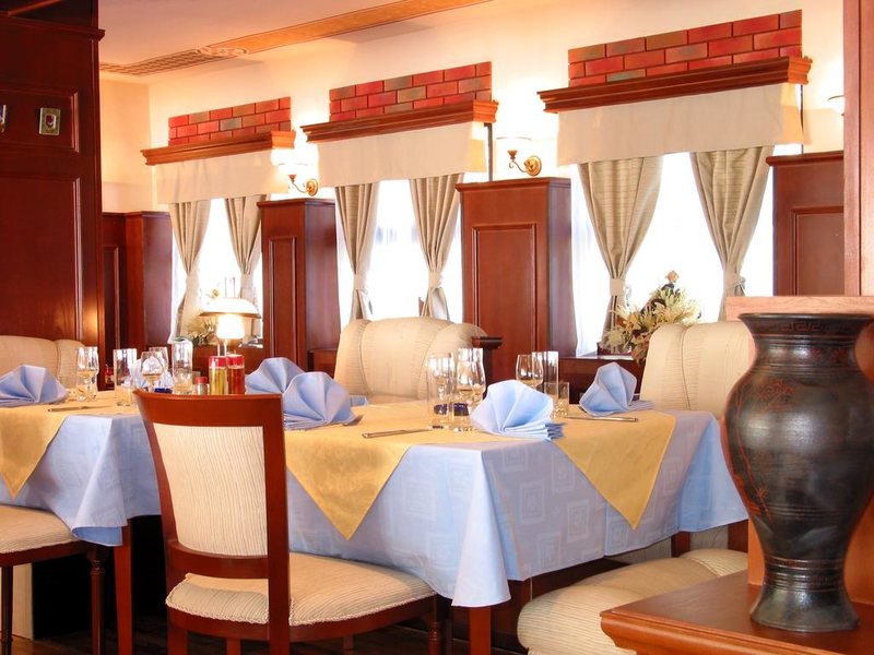 Elina Hotel 245255