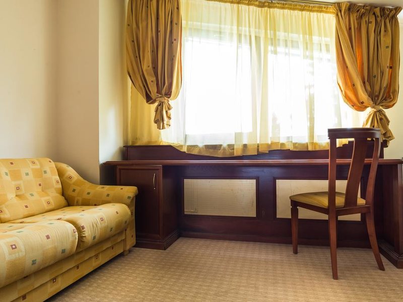 Elina Hotel 245276