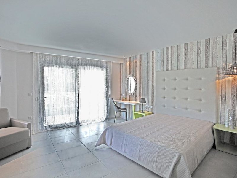 Flegra Beach Boutique Apartments 283766