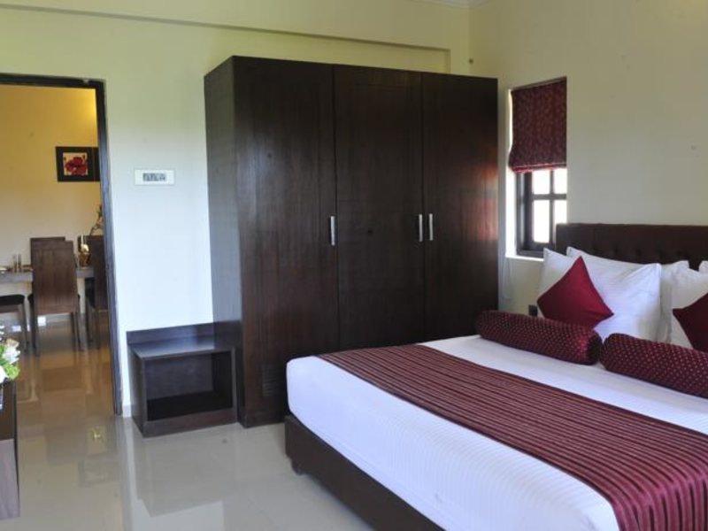 Golden Tulip Goa 137721