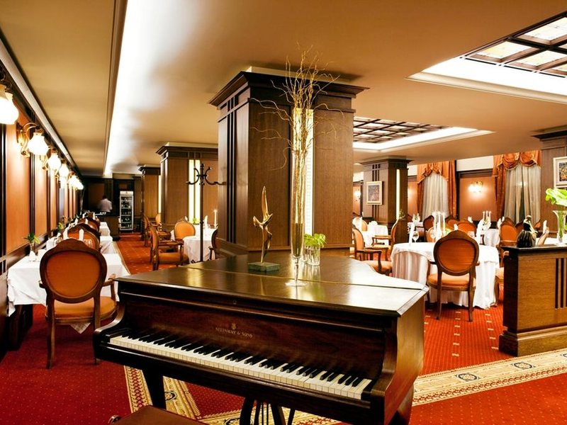 Grand Hotel Sofia 210398