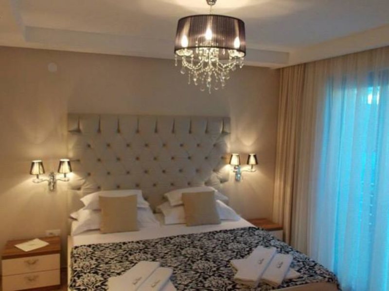 Grand Palazzo Budva 87050