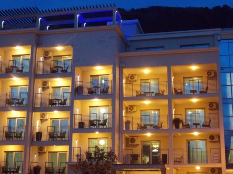 Grand Palazzo Budva 87051