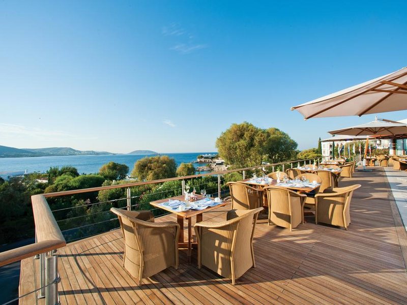 Grand Resort Lagonissi  217992