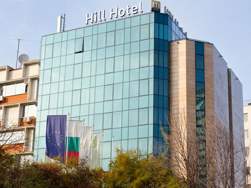 Hill Hotel 210620