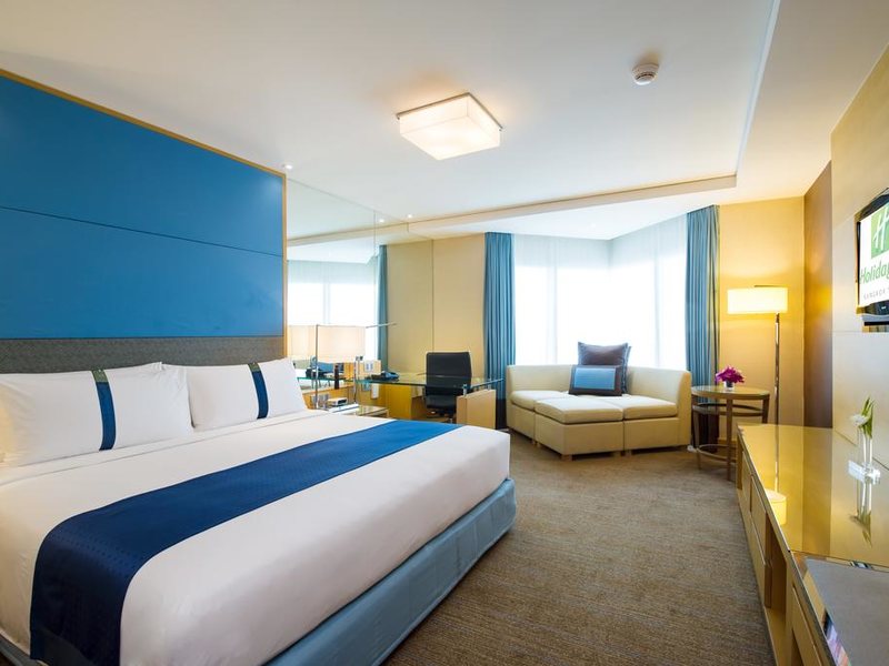 Holiday Inn Bangkok Silom 216428