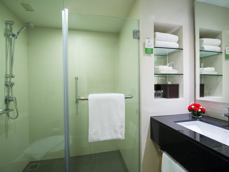 Holiday Inn Bangkok Silom 216434