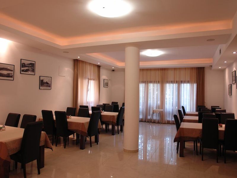 Hotel Butua 231468