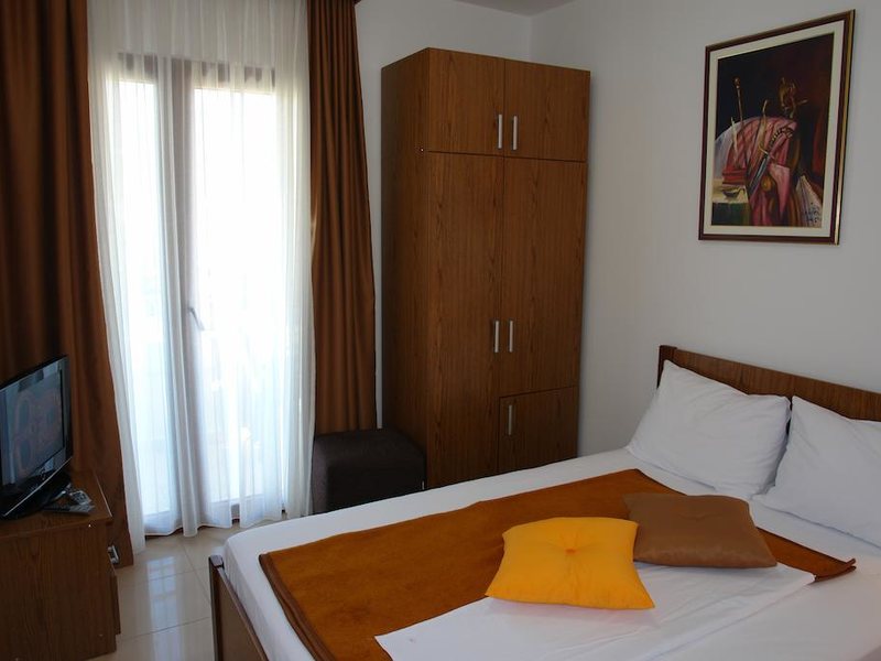 Hotel Butua 231488