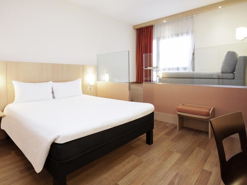 Ibis Sofia Airport Hotel 214410