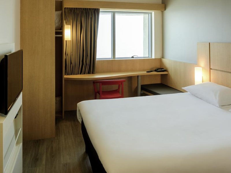 Ibis Sofia Airport Hotel 214420