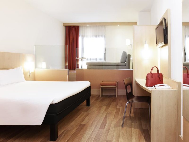 Ibis Sofia Airport Hotel 214425