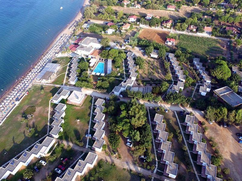 Ionian Beach Bungalows Resort  284122