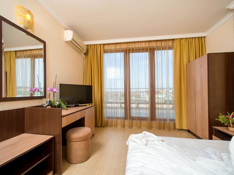 Iris Hotel (Nessebar) 315407