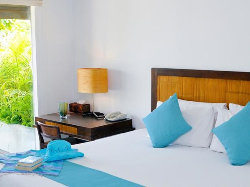 Iyara Beach Hotel & Plaza  152800