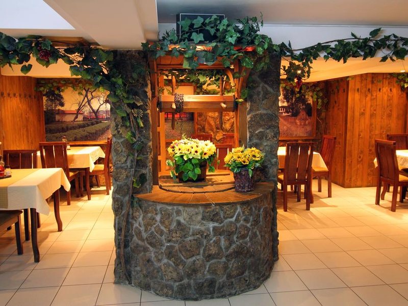 Izvora Family Hotel 311176