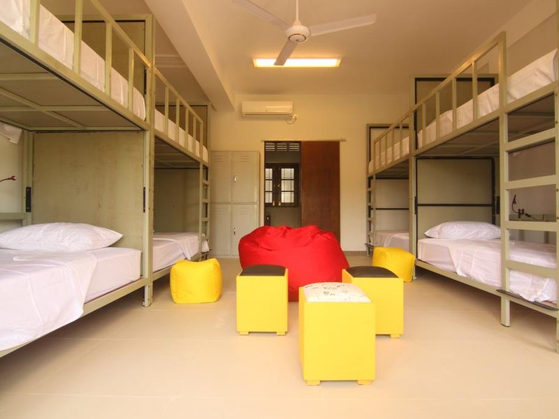 JJ s Hostel 321202