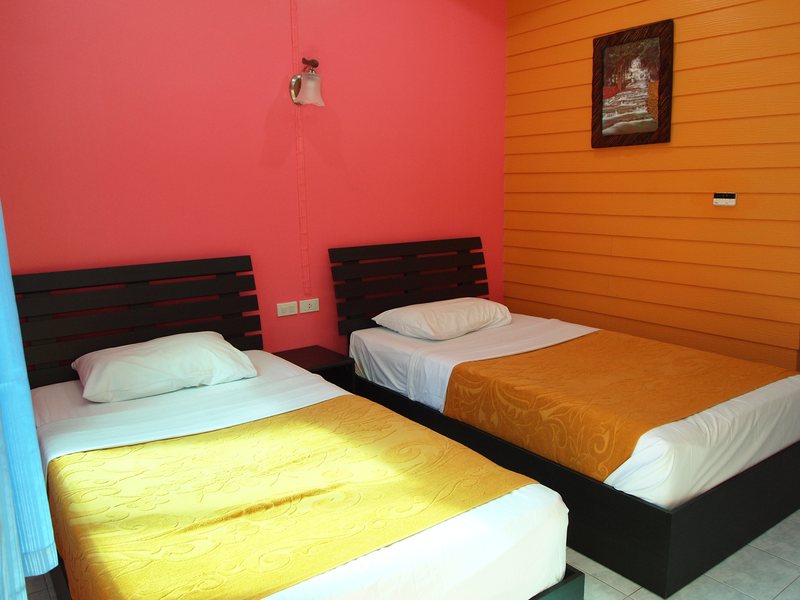 Karon Village Hotel & Bungalow 224200