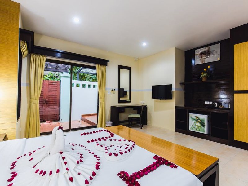 Karon Whale Resort Phuket 224513