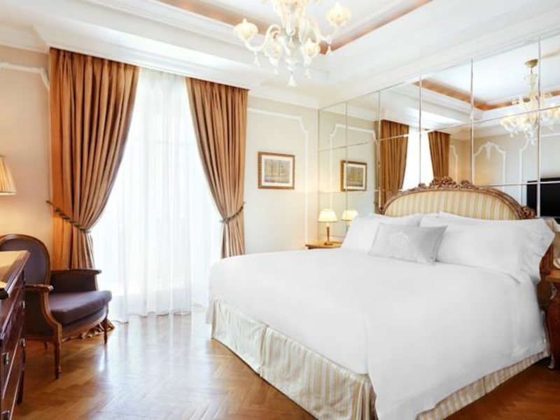 King George A Luxury Collection Hotel 90131